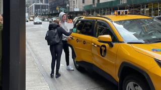 Eylem Tok ve oğlunu New York'ta sokaklarında fotoğraflarını çekmişti! Neşe ve kahkaha içerisinde yürüdüklerini görünce kanıma dokundu