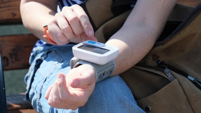 Tansiyon nasıl düşürülür, tansiyon nasıl düşer? Evde tansiyon düşürme yöntemleri