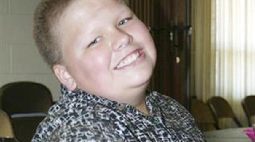 Oyuncak savaş topu &ccedil;ocuk &ouml;ld&uuml;rd&uuml;!