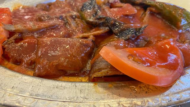 Hazır dönerden iskender tarifi: Hazır dönerden iskender nasıl yapılır?