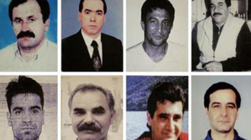 Her Neo-Nazi kurbanı Türk için bir mum