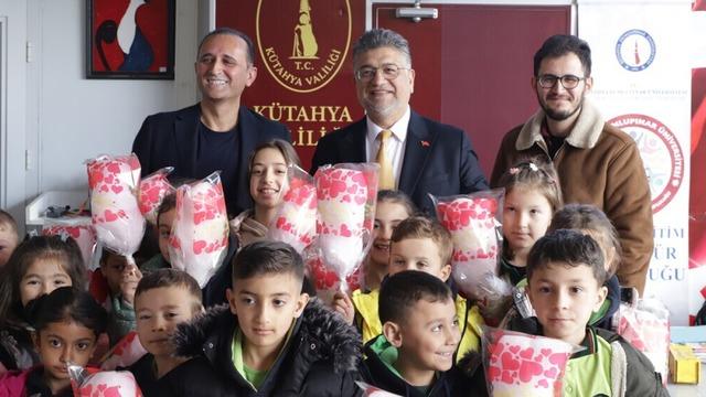 DPÜ’nün Motivasyon Tırı ilkokul öğrencilerini ağırladı