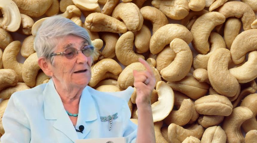 Canan Karatay uyardı: "Bir tane bile yemedim" Üzerine püskürtülen gaz adeta zehir saçıyor!