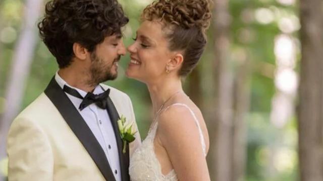 Taner Ölmez ile Ece Çeşmioğlu ikinci çocuklarına kavuştu! İlk kare geldi 