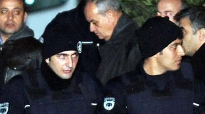 Başbuğ internet andıcında yargılanacak