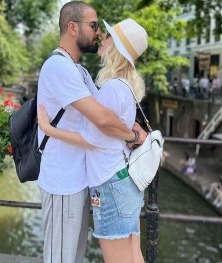 Seda Sayan 25 yaş küçük eşi Çağlar Ökten ile boşanıyor mu? Sessizliğini canlı yayında bozdu G5