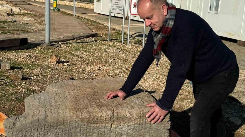 Kımıl Dağı’ndaki steller Kommagene’nin dini tarihine yeni bir soluk kazandırdı