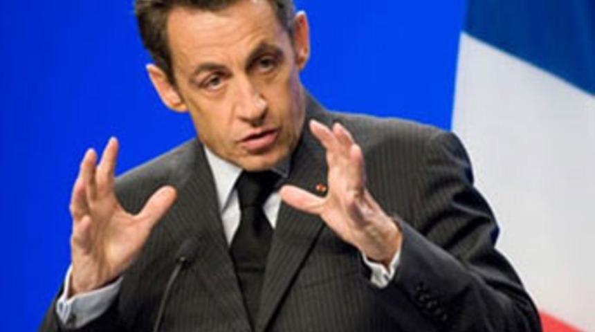 Sarkozy uslanmıyor, yeni hamle yolda!