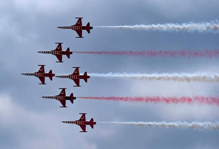 Göklerde süzülürken şehit oldular! Türk Yıldızları 12 yılda 3 pilotunu kaybetti: Konya'dan gelen acı haber akıllara o kazaları getirdi G2