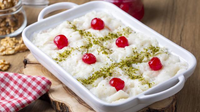 Güllacın tarihçesi: Güllacın hikâyesi nedir? Güllaç Türk tatlısı mı, neden ramazanda yenir?