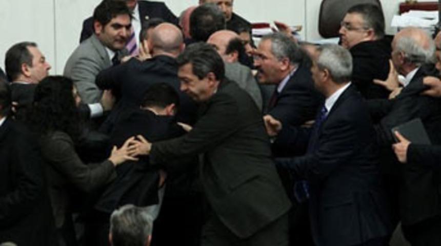 Meclis'te '5 dakika' tartışması