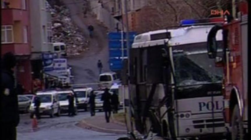 &Ccedil;evik Kuvvet'e bombaya 8 g&ouml;zaltı