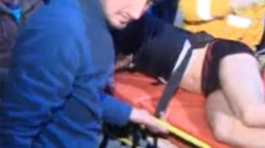 Sevgililerin keyfi denizin i&ccedil;inde bitti