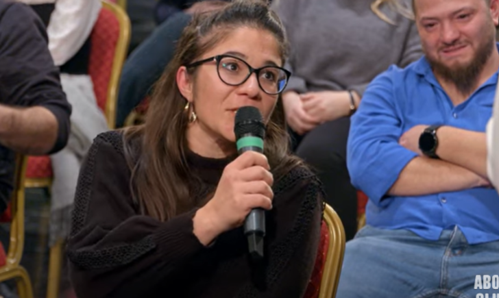 Konuşanlar'da bomba anlar! Hasan Can 'Sevgiline hangi organını vermek isterdin?' diye sordu! Aldığı cevap şaşırttı G1