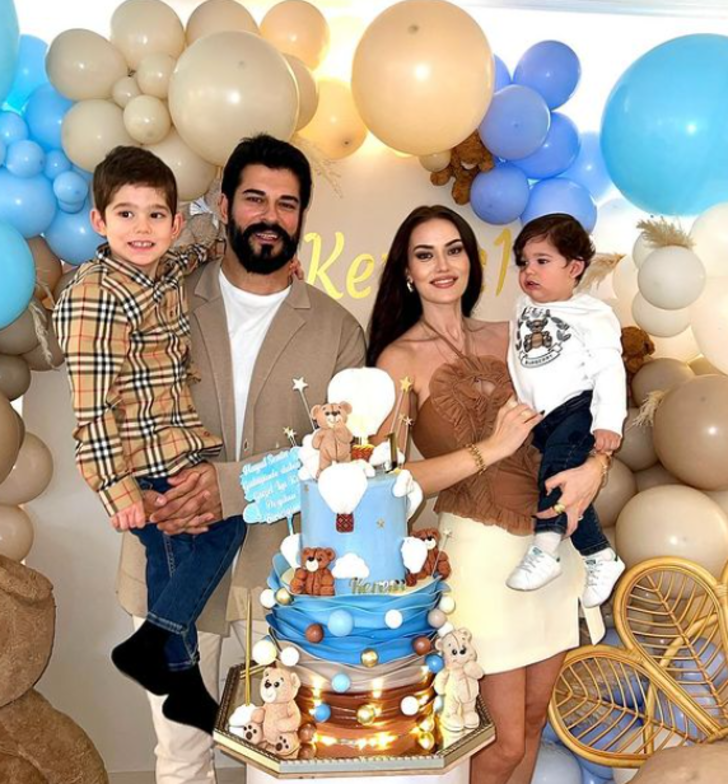 Fahriye Evcen oğlu Kerem'i paylaştı! Görenler aynı şeyi söyledi! 'Babasının kopyası' G2