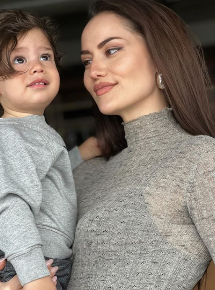 Fahriye Evcen oğlu Kerem'i paylaştı! Görenler aynı şeyi söyledi! 'Babasının kopyası' G5