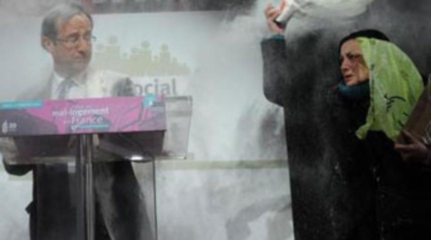 Sarkozy'nin rakibine ilginç saldırı