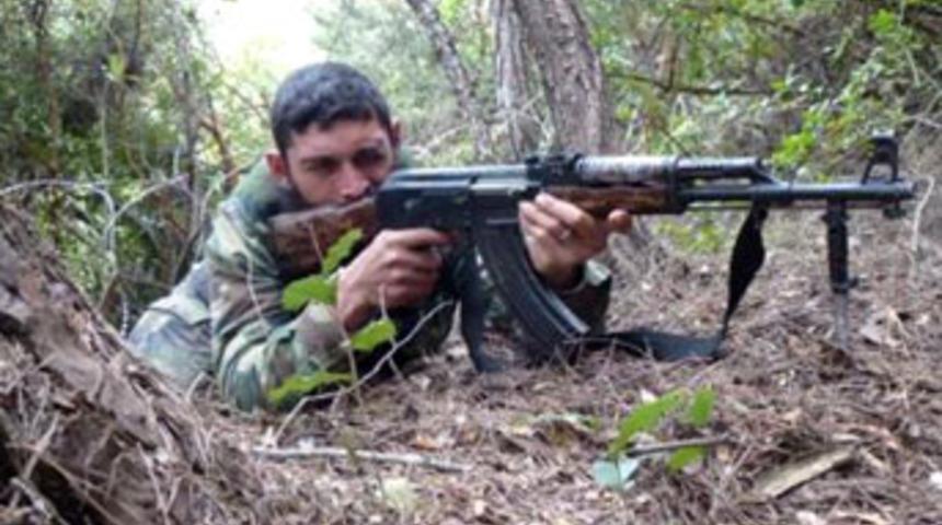 T&uuml;rk muhabir o kamplara girdi