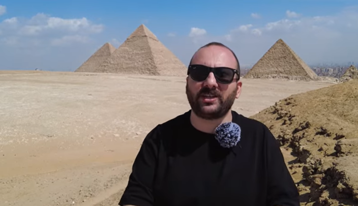 Bir Türk YouTuber daha 'Çuf Çuf Hoca' tarikatının içine girdi! Videolardaki hastalara dair o detayı paylaştı: "Bu arkadaşın içinde cin varmış" G2