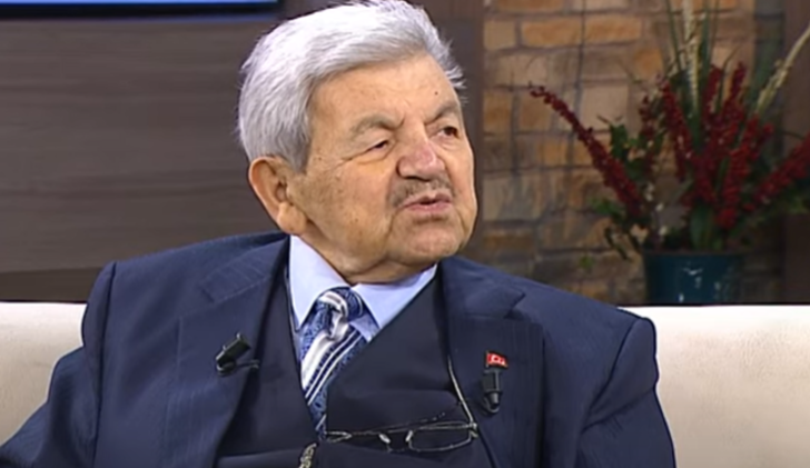 Canlı yayında gelen soruya Yusuf Kavaklı çok sinirlendi! 'RTÜK amca lütfen duyma bunu! Gavur keser gibi keserim onu!' dedi... Nur Viral çok şaşırdı G5