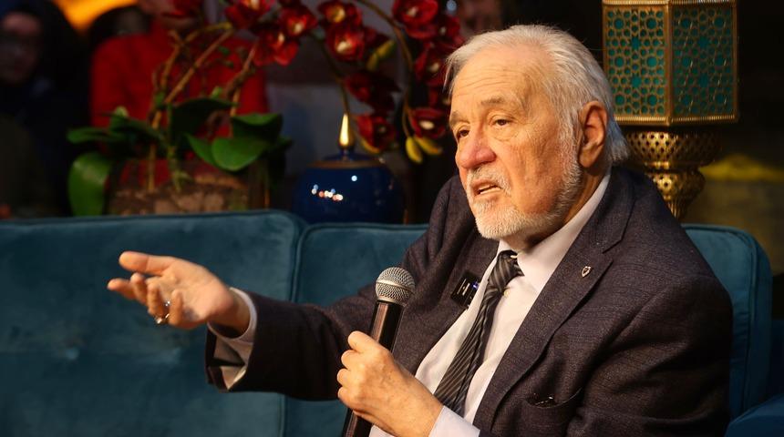 'Cahil' göndermesi yine çok konuşulacak! İlber Ortaylı: İstanbul'un kalbini yok ettiniz