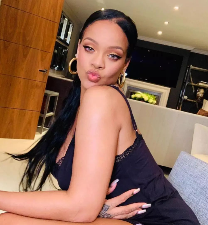 Rihanna çatı katı dairesini satışa çıkardı! Aylık aidatı 8 bin 814 dolar! Değer ise dudak uçuklattı G1