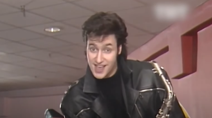 90’ların unutulmaz ismi Tayfun Duygulu, eşiyle birlikte yaşadığı 3 katlı villasının kapılarını açtı! G2