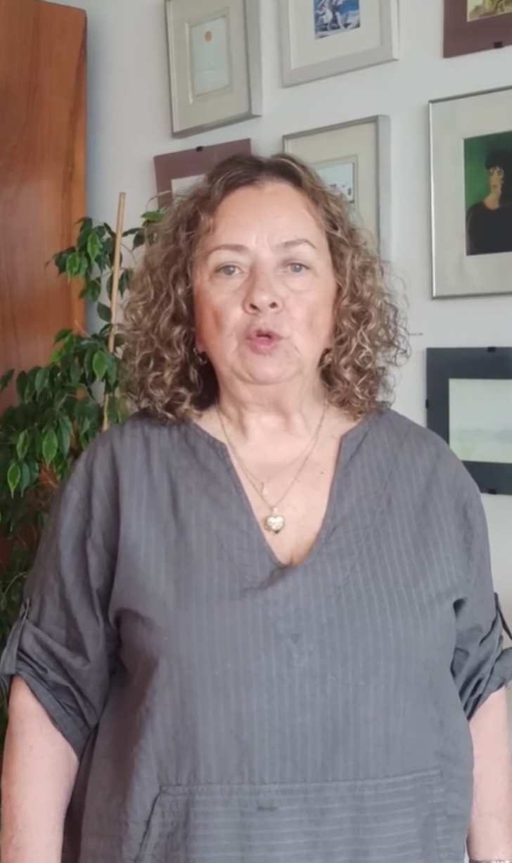 İbo ve Güllüşah'ın Oya'sı usta oyuncu Deniz Türkali'nin son hali görenleri şaşırttı! Türkali, meğer ünlü şarkıcının annesiymiş... G4