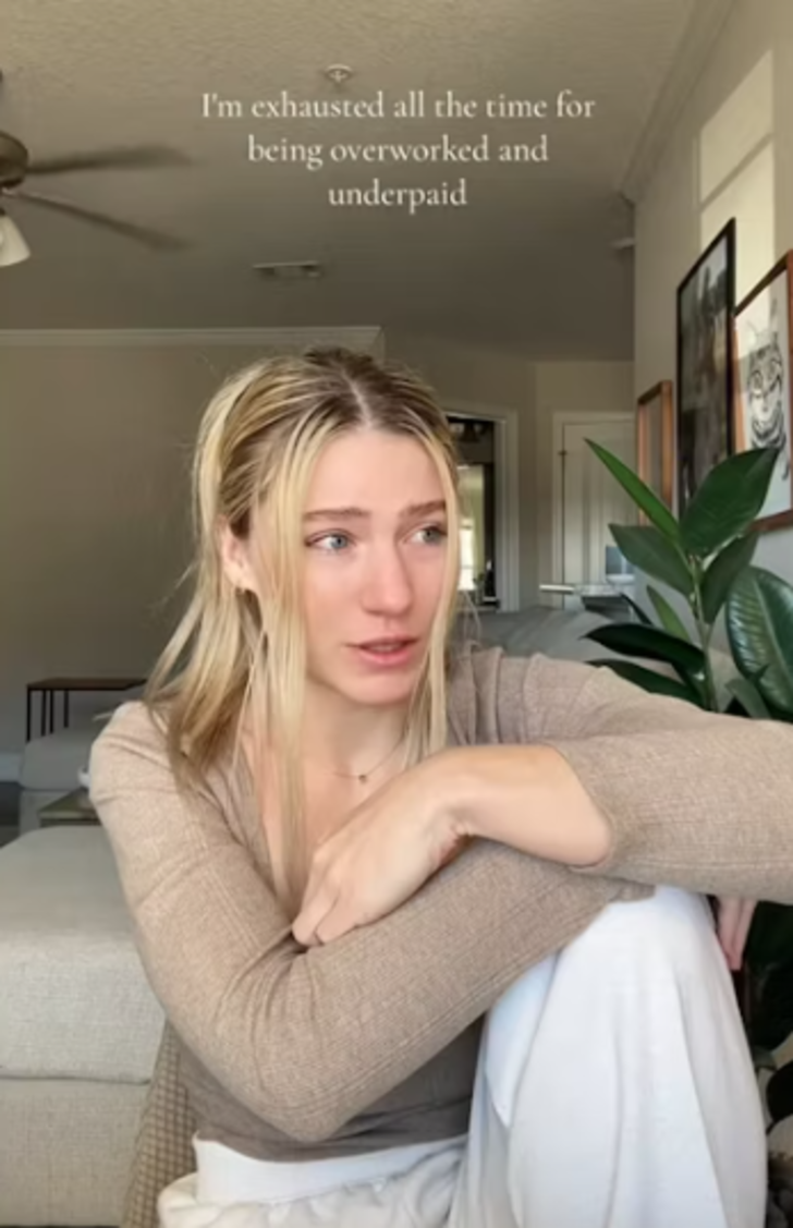 Amerikalı genç kız gözyaşları içinde anlattı! Sosyal medyayı ikiye böldü: 'Yemeğe param yetmediği için yemek yemeyi kestim'  G3