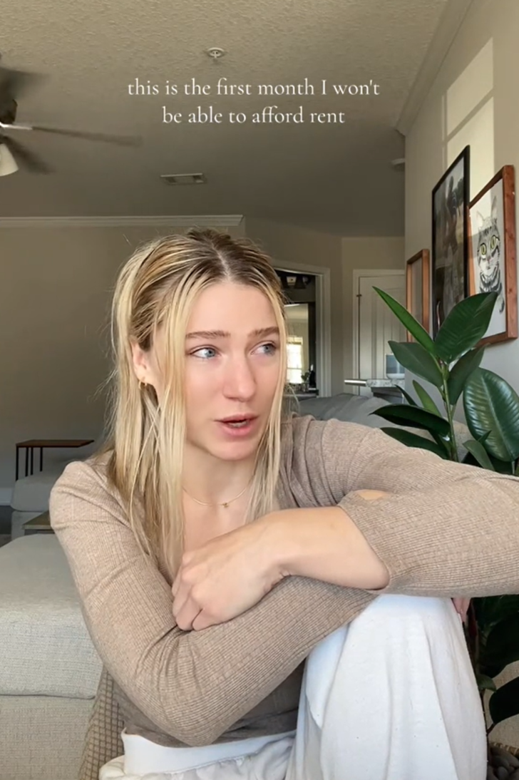 Amerikalı genç kız gözyaşları içinde anlattı! Sosyal medyayı ikiye böldü: 'Yemeğe param yetmediği için yemek yemeyi kestim'  G4