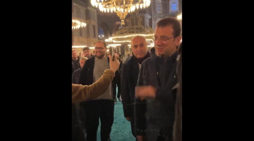 İmamoğlu Ayasofya'da: Vatandaşlardan yoğun ilgi