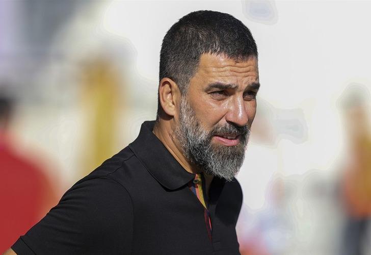 Arda Turan'ın Eyüpspor'u inanılması güç bir olaya imza attı! 90'ıncı dakikada 2-1 geride olmalarına rağmen maçı çevirdiler. 18600617-728xauto