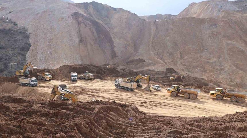 SON DAKİKA | İliç'teki maden faciasında bir işçinin daha cansız bedenine ulaşıldı