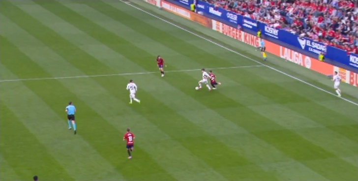 Real Madrid'de Arda Güler'in orta sahadan çektiği şut direğe takıldı! İspanya'da o anlar gündeme oturdu... G3