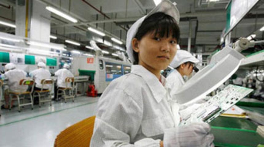 18 yaşındaki bir &Ccedil;inli &ccedil;alışan anlattı!