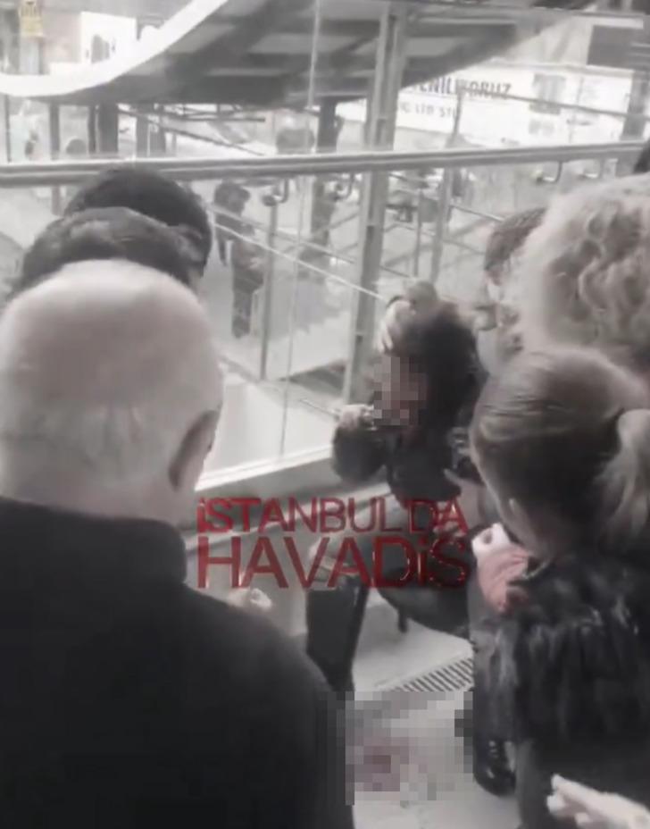 Yüzüne 40 dikiş atıldı, dehşet anlarını anlattı! Marmaray'daki kadın görevliye bıçaklı saldırı...2 yıldır peşini bırakmıyormuş: 'Defalarca şikayetçi oldum ama...' G2