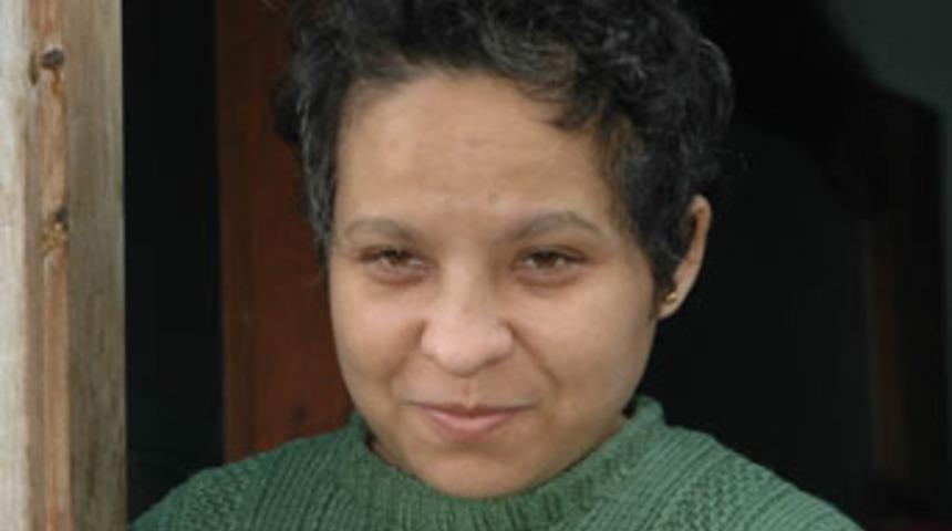 Dayaktan aklını kaybetti