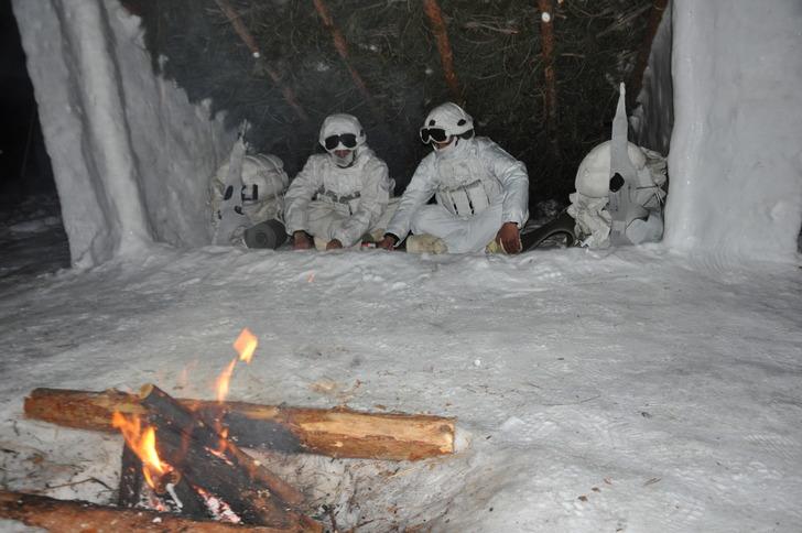 Nefes kesen görüntüler! Rakım 2 bin 200 metre, sıcaklık eksi 25 derece... G3