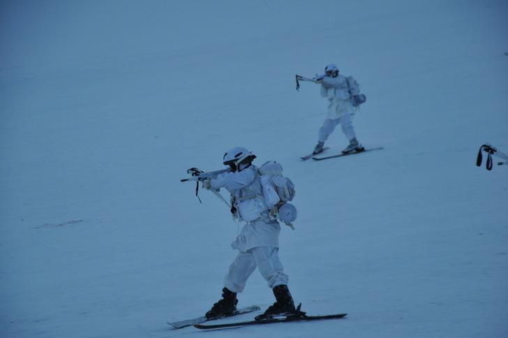 Nefes kesen görüntüler! Rakım 2 bin 200 metre, sıcaklık eksi 25 derece... G5