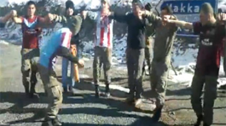 Askerlerin horon g&ouml;r&uuml;nt&uuml;s&uuml; başlarına iş a&ccedil;tı