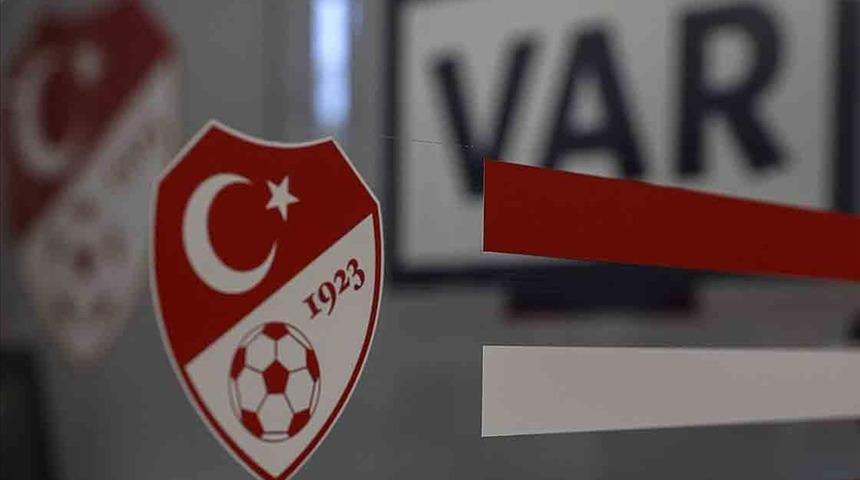 SON DAKİKA | Galatasaray - Fenerbahçe derbisinin VAR hakemi belli oldu!