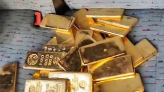 Aracın her yerinden külçe külçe altın çıktı! Piyasa değeri tam 215 milyon lira