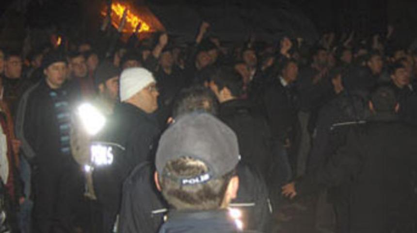 K&uuml;tahya'da tehlikeli gerginlik