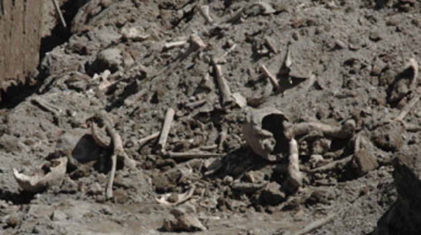 Kanal kazısından kafatası çıktı!