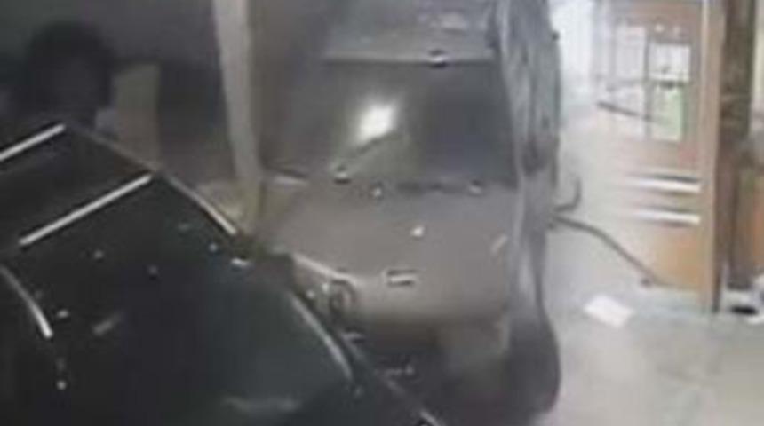 &Ouml;fkesine hakim olamayınca