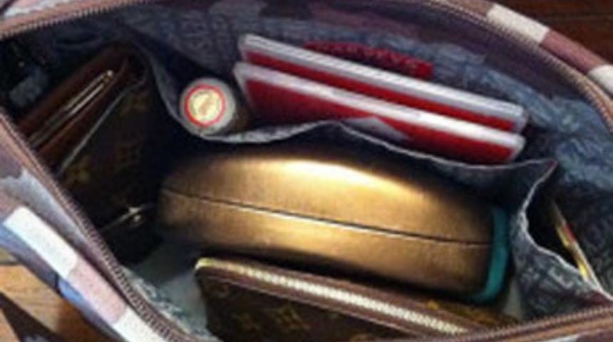 &Ccedil;antasında yeni doğmuş bebek bulundu!