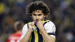 Ali Koç yeni sözleşme önerdi, Ferdi 'ayrılmak istiyorum' dedi! İngilizler yıldız ismin yeni takımını açıkladı