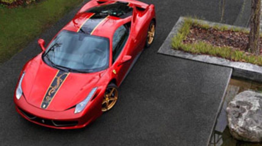 Bu Ferrari Çin’e özel
