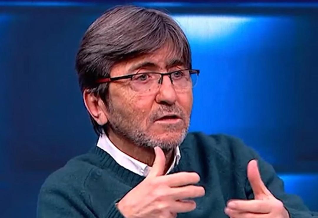 Rıdvan Dilmen canlı yayında &ccedil;ılgına d&ouml;nd&uuml;! Trabzonspor taraftarının sahaya girmesine b&uuml;y&uuml;k tepki g&ouml;sterdi