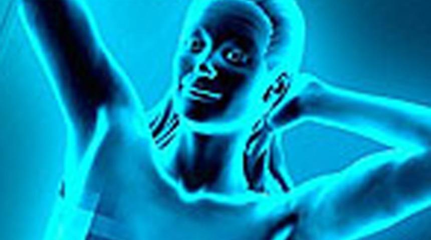 &Ccedil;ıplak g&ouml;steren g&ouml;zl&uuml;k